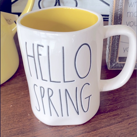 Rae Dunn Hello Spring mug - Picture 1 of 1